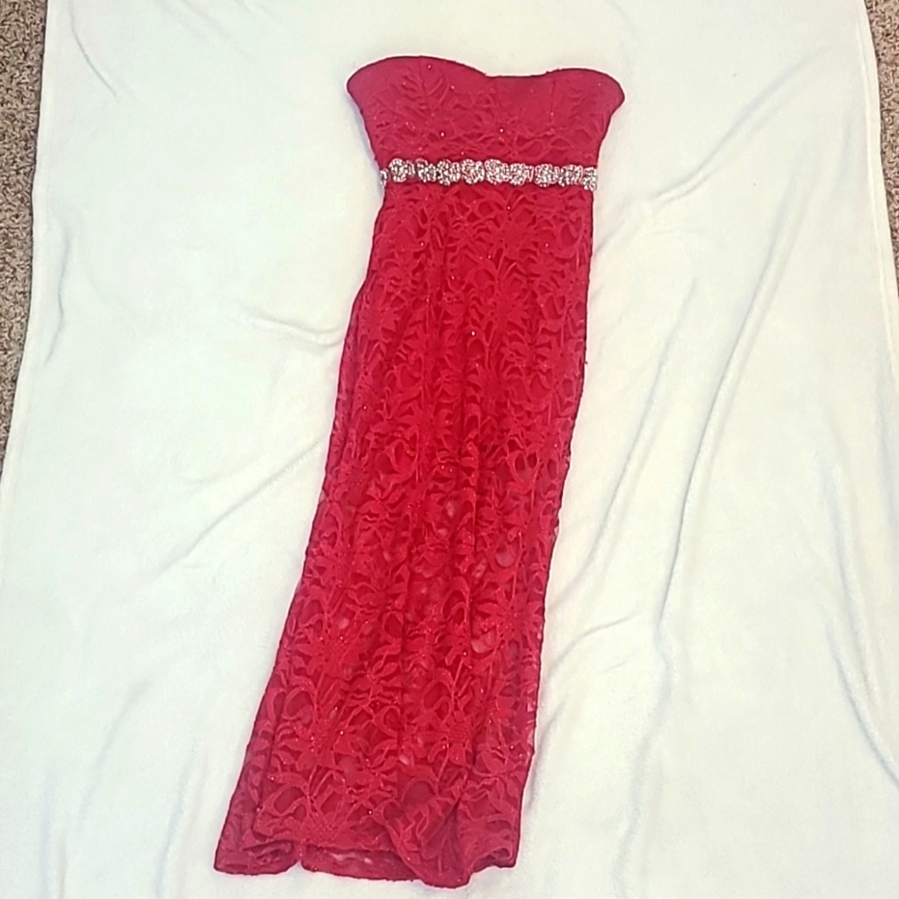 Red, formal, strapless dress size 11